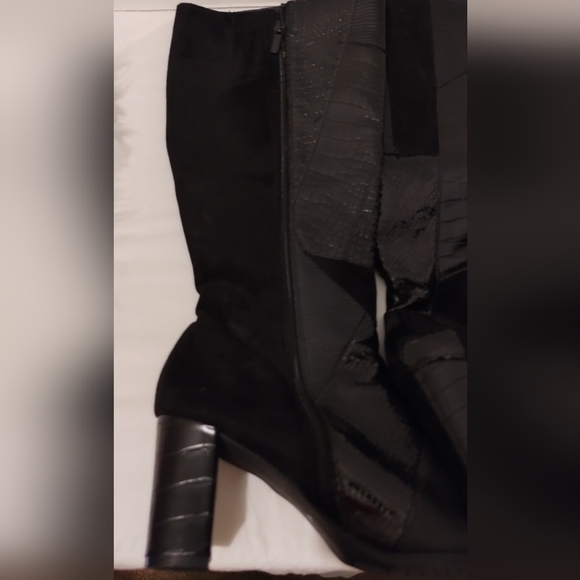 Boots - Picture 2 of 16